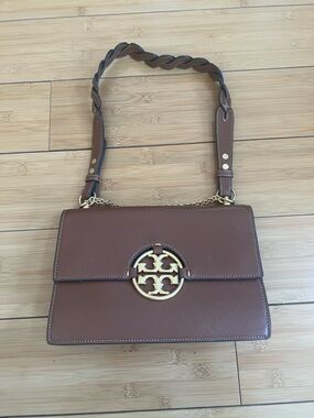 Tory Burch Brown Leather Shoulder Bag with Gold Logo